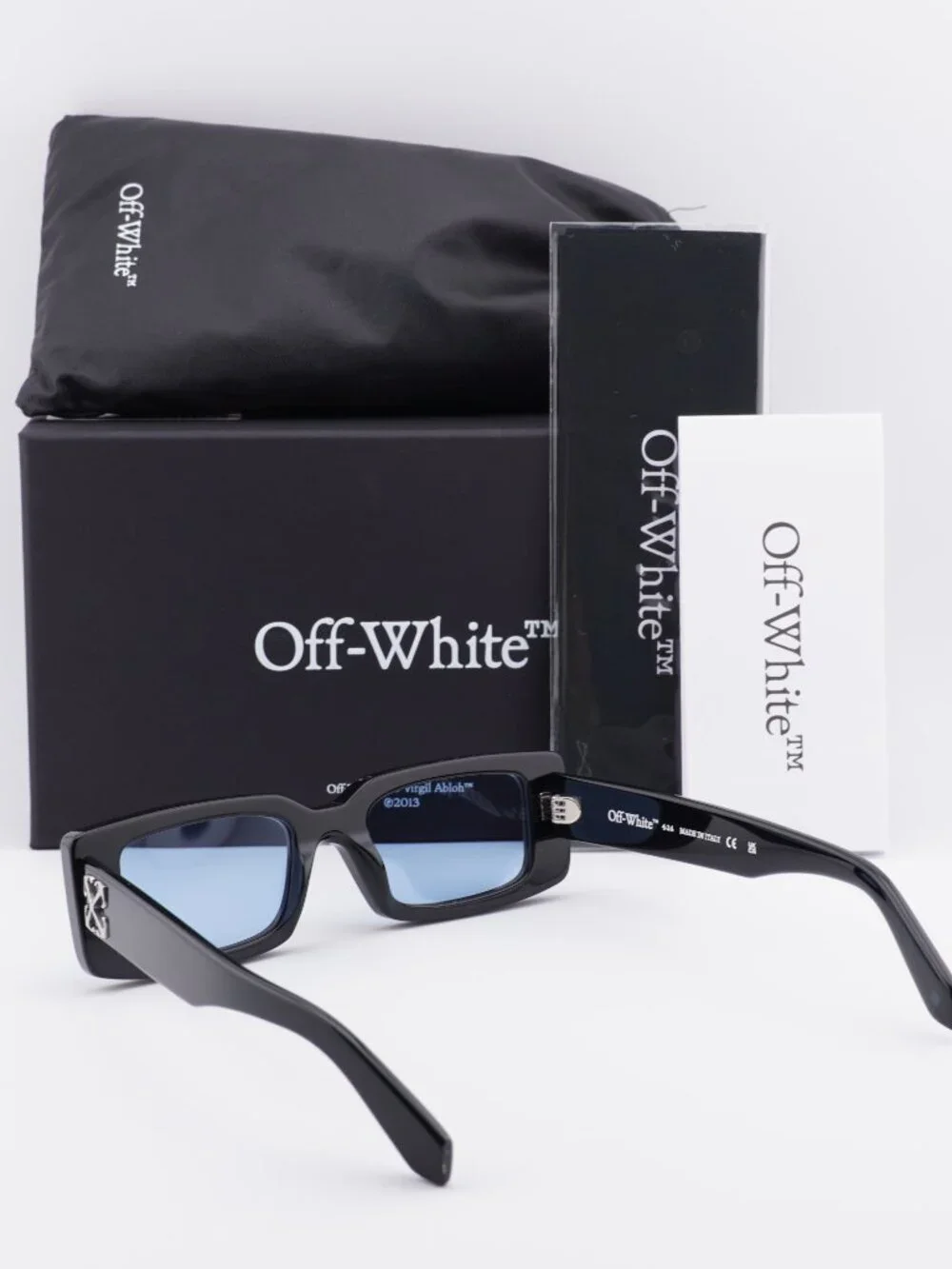 Off-White OERI127 ARTHUR 1040 Rectangle Sunglasses – Black / Blue
